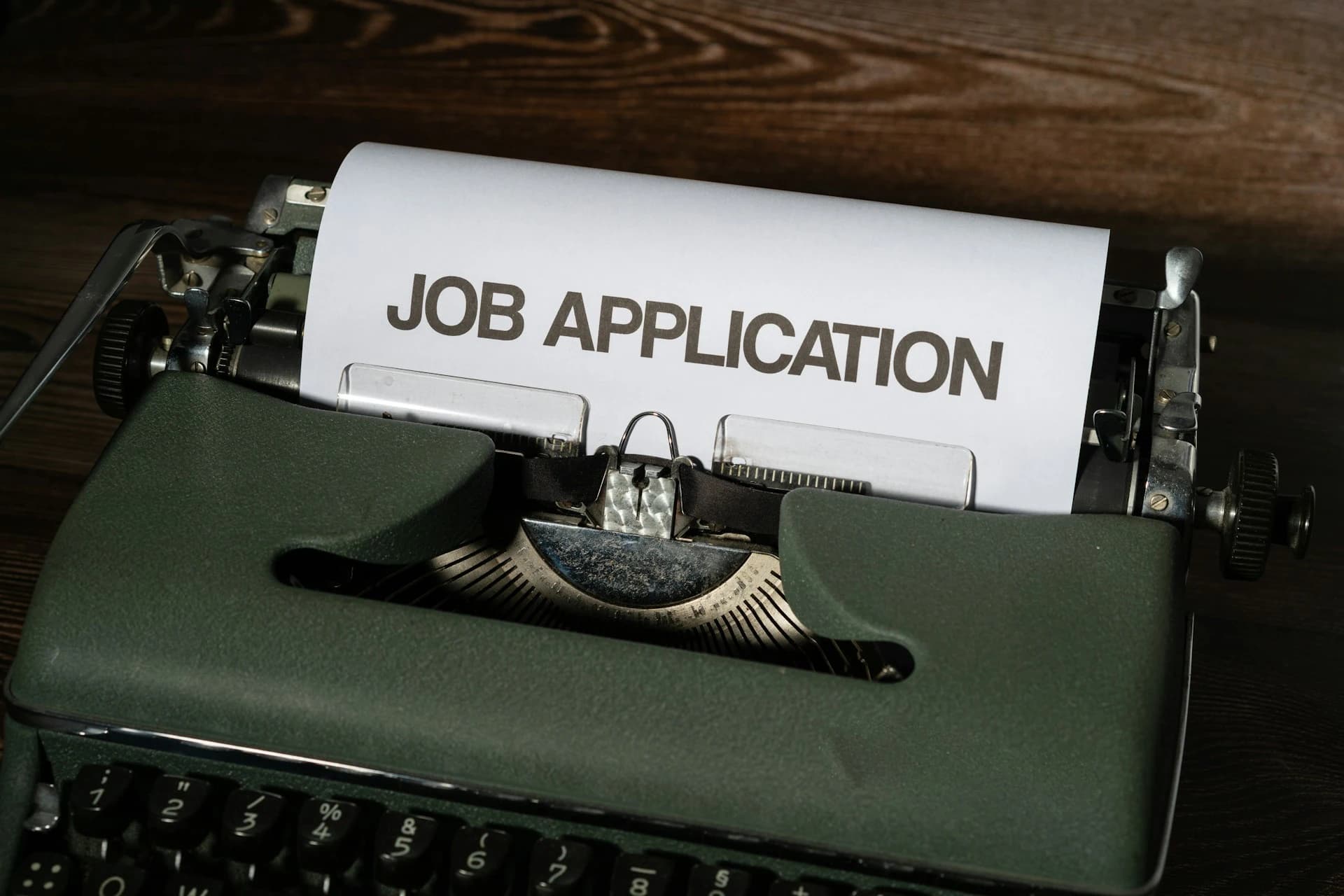 Ways for New Graduates to Build a Professional CV Without Work Experience